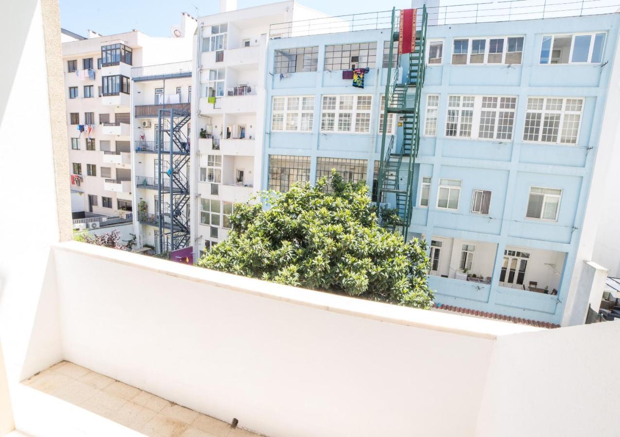 Flh Gulbenkian Flat With Balcony * Lisbon